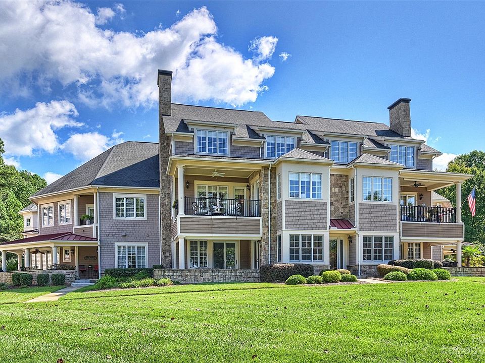 1st image of 107 N Cove Key Ln