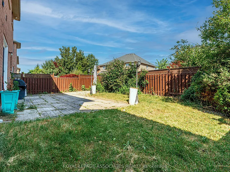 156 Maria Antonia Rd — Photo 39