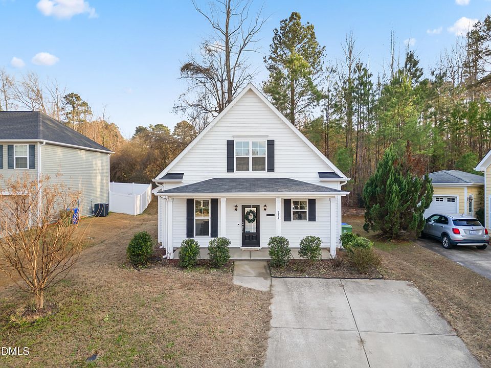 1st image of 729 Leatherstone Ln