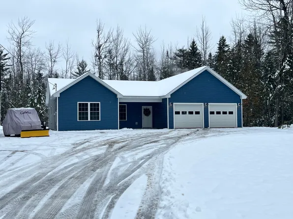740 County Road, Milford, ME 04461