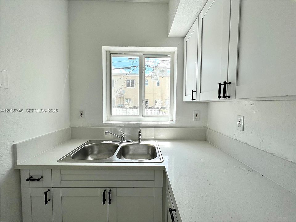 1st image of 444 NW 84th St #444