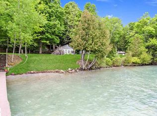 7655 NW Torch Lake Dr, Kewadin, MI