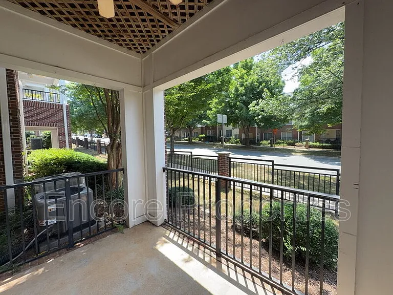 800 W Savannah Ridge Rd #101 — Photo 13