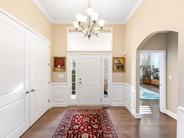 16 Sierra Ct, Methuen, MA 01844