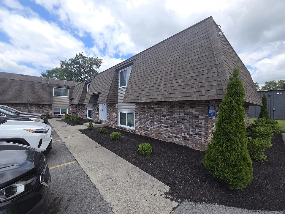 658 S Roberts Ave #13