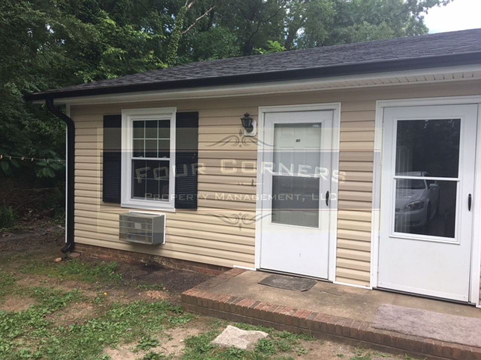 1st image of 407 Glovenia St