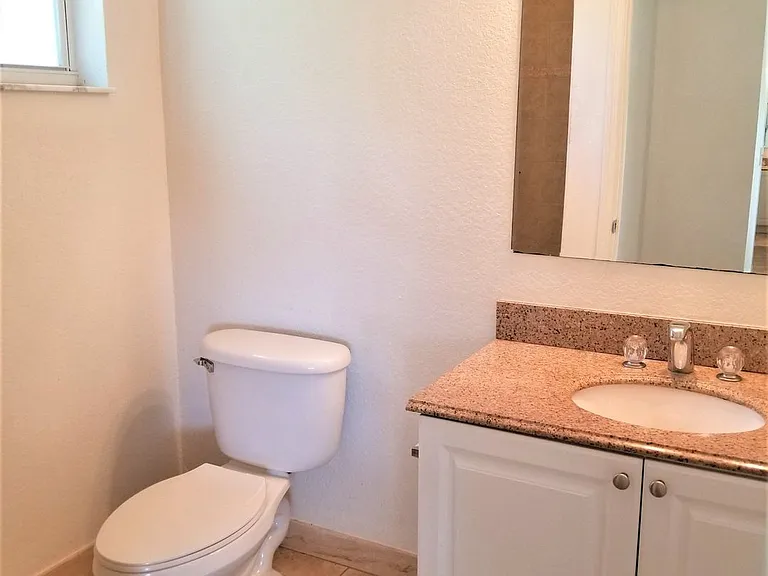 3221 SW 15th Ave — Photo 14