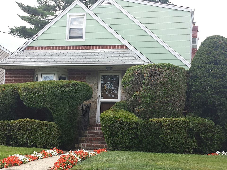 1st image of 31 Manly Pl