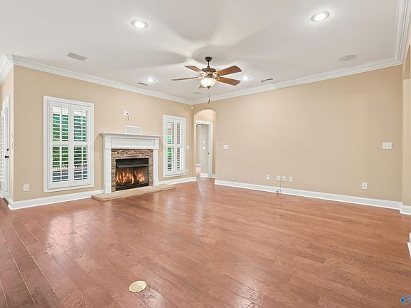 5th image of 15112 Lakeside Trl