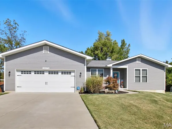 12073 Washington Ct, Maryland Heights, MO 63043