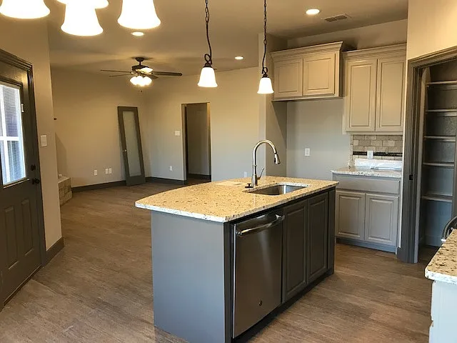 7438 Salerno Ct — Photo 27