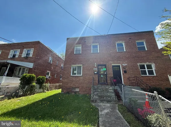449 Valley Ave SE, Washington, DC 20032
