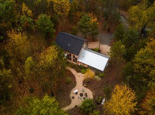6830 Frontier Dr, West Olive, MI 49460