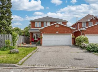 4679 Owl Cir, Mississauga, ON L4Z2W8