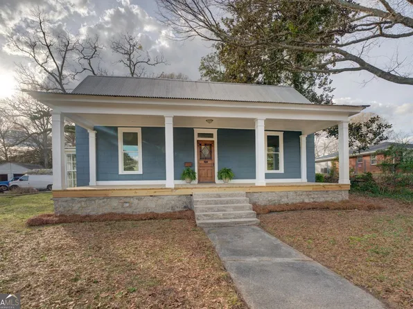 1128 Milstead Ave NE, Conyers, GA 30012