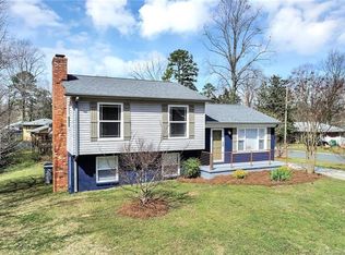 4025 Tipperary Pl, Charlotte, NC 28215