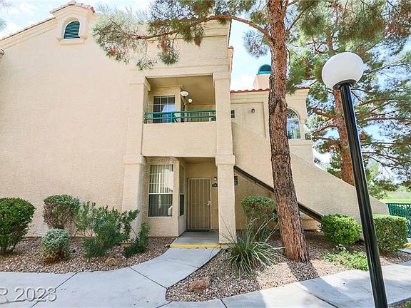 Ground floor unit on Legacy Golf Course