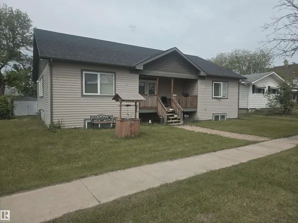4808 50th Ave, Lamont, AB T0B 2R0