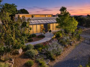 9 La Rosa Ct, Los Alamos, NM 87547