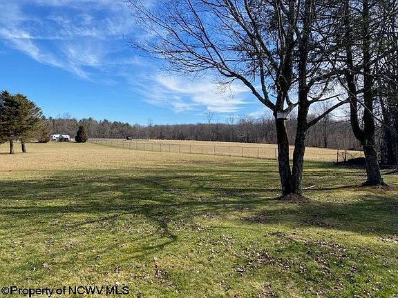 3326 Maryland Line Rd, Bruceton Mills, WV 26525 | MLS #10152418 | Zillow