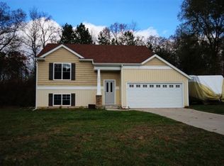 12747 Triple Oak, Lowell, MI