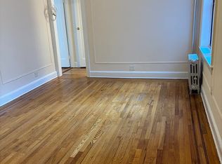 4528 42nd St APT 3E, Sunnyside, NY 11104