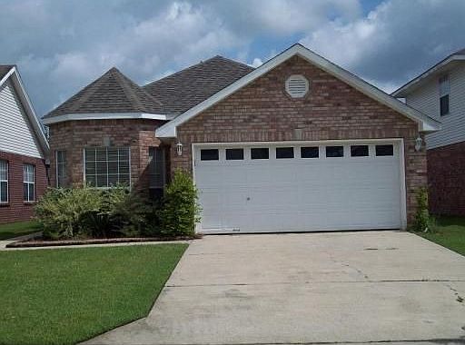 1st image of 19452 W Lake Village Dr