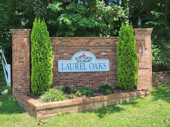 86 Tudor Ln, Hendersonville, NC 28739