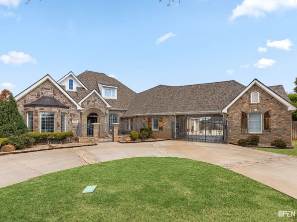 5 Breezewood Ct, Wichita Falls, TX 76308
