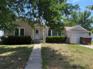 1116 S Main St, Mitchell, SD 57301