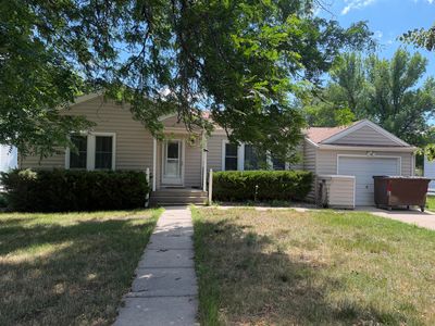 1116 S Main St, Mitchell, SD, 57301