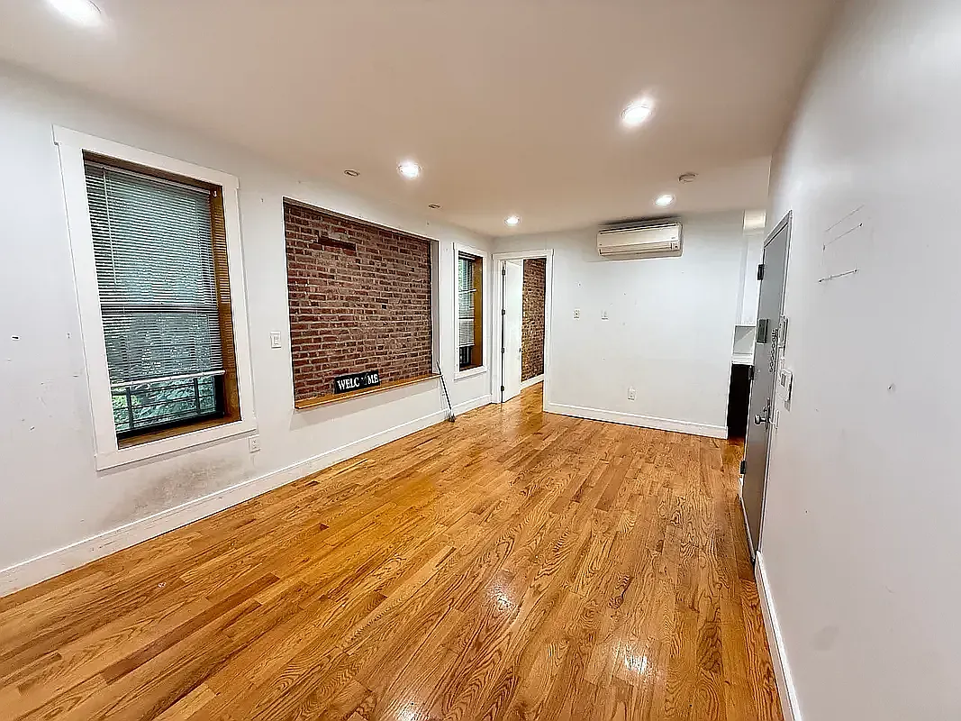 1301 Herkimer Street — Photo 1