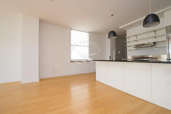 Rented by Red Sparrow Realty Group | media 17