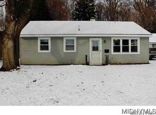 21 Larchmont Dr, New Hartford, NY 13413