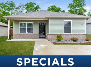 561 Fox Run Cir, Pell City, AL 35125