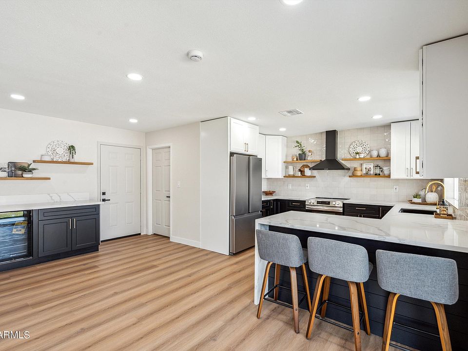 1st image of 12428 N 49TH Way