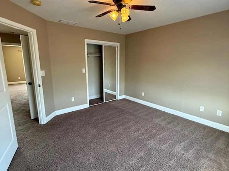 616 Wintergreen Dr — Photo 15