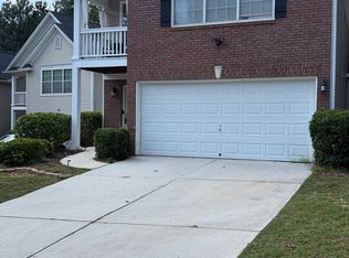 667 Lakes Cir, Lithonia, GA 30058