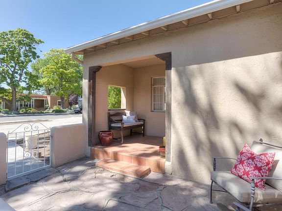2nd image of 1515 San Carlos Dr SW