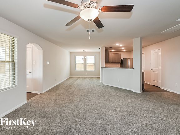 3rd image of 25594 Roy Rogers Ct