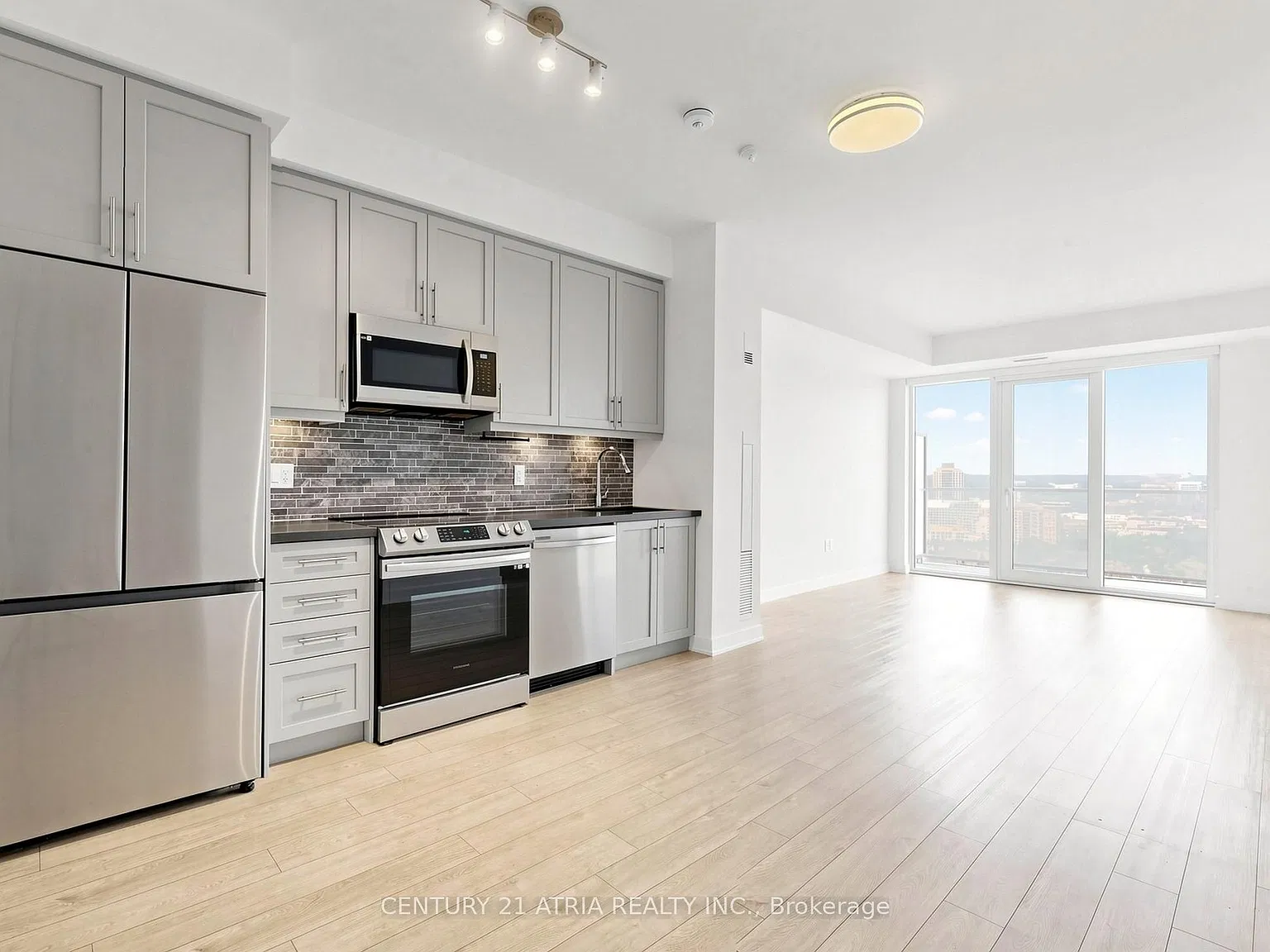 2 bed, $2,980 — Photo 4