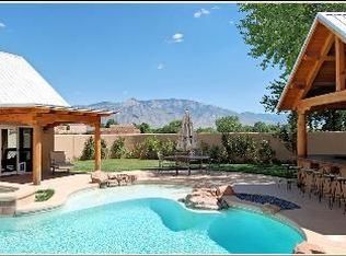 120 Doolittle Rd, Corrales, NM 87048