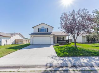 1630 S Woodland Dr, Nampa, ID 83686
