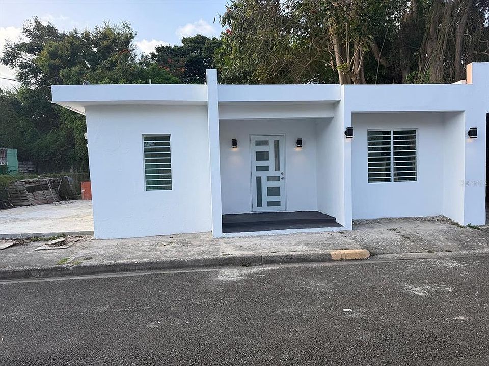 1st image of 122 Bade Perez St