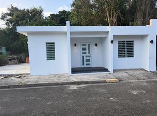 122 Bade Perez St, Guayama, PR 00784