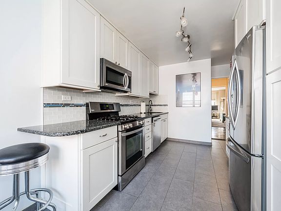 2nd image of 7025 Yellowstone Blvd APT 11N