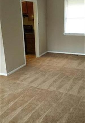 4th image of 5036 E 76th St
