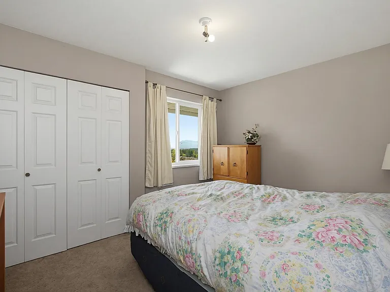 2165 Tower Ct — Photo 15