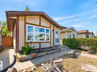 18655 61st Ave NW, Edmonton, AB T6M2B3