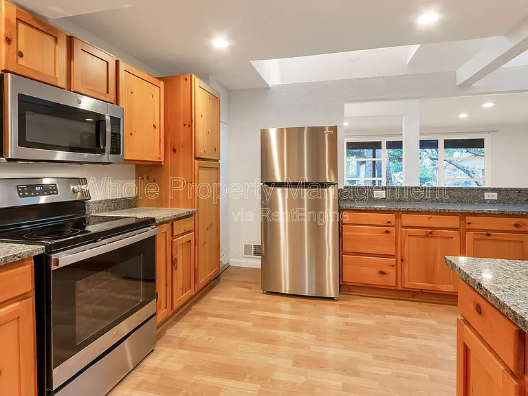 8845 W Frances Pl — Photo 7
